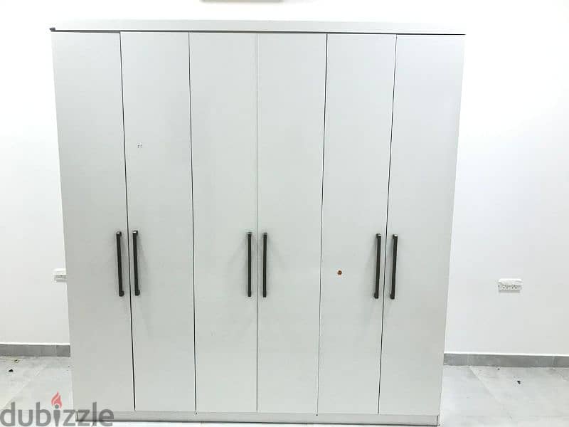 6 door cupboard 1