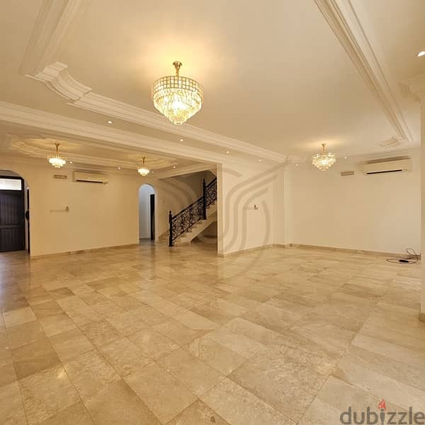 MQ | LUXURIOUS 5 BR VILLA FOR RENT 2