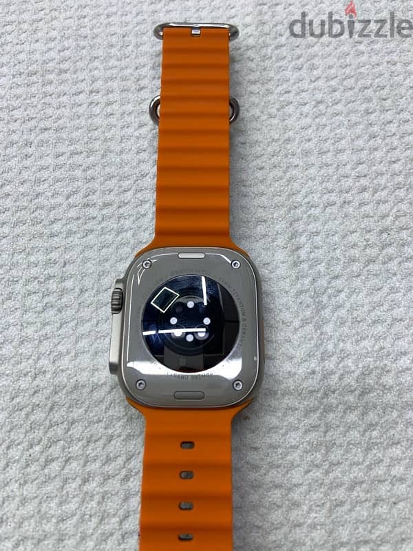 Apple watch Ultra 49mm Titanium GPS+CELLULAR, with box and charger 1