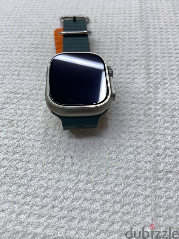 Apple watch Ultra 49mm Titanium GPS+CELLULAR, with box and charger 2