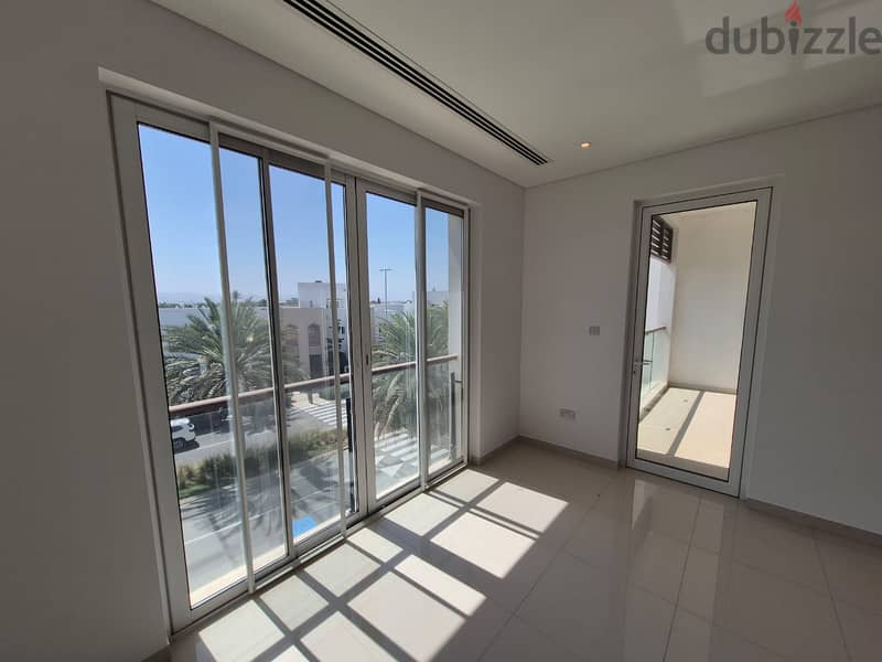 2 BR Bright Apartment in Al Mouj with Access to Pool 6