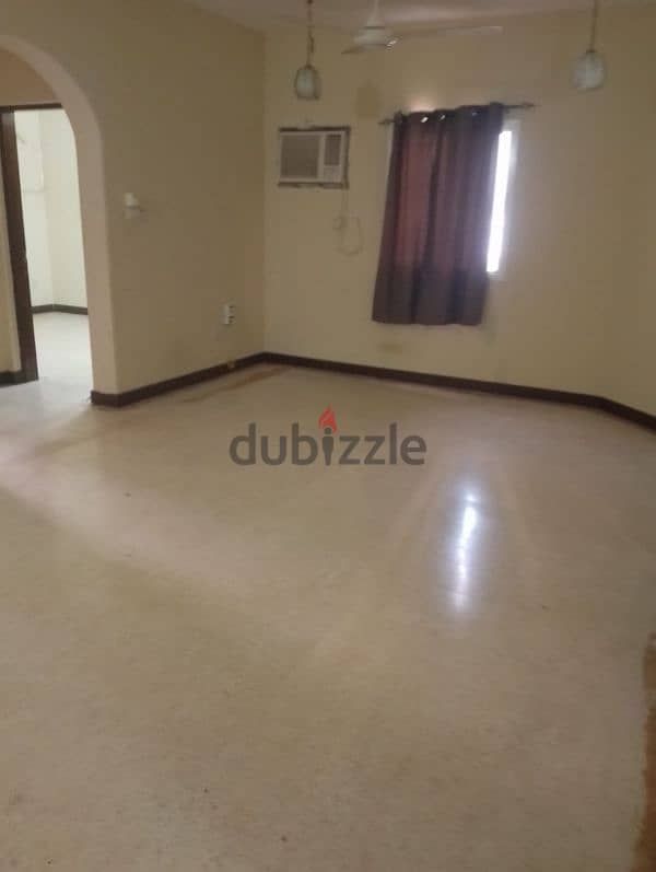 2 Bedroom flat behind K M Trading 8