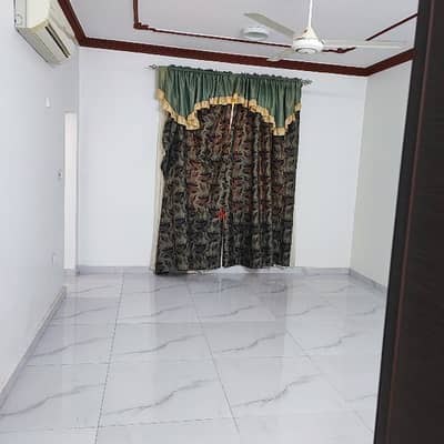 شقة كبيرة للايجار الشهري في غلا/بوشر.      flat for rent in Ghalla