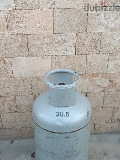 Empty gas cylinder available