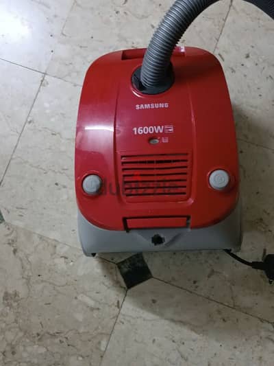 Samsung vacuum cleaner