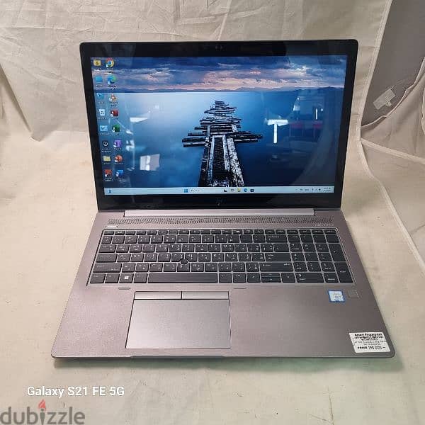 HP Zbook 15U G6 15.6" Core i7-8565U - 32 GB RAM ,1TB SSD , 6