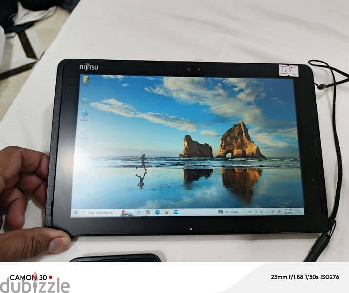 FUJITSU TABLET 10.1 INCH 4