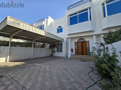 5 + 1 bhk At Azaibah