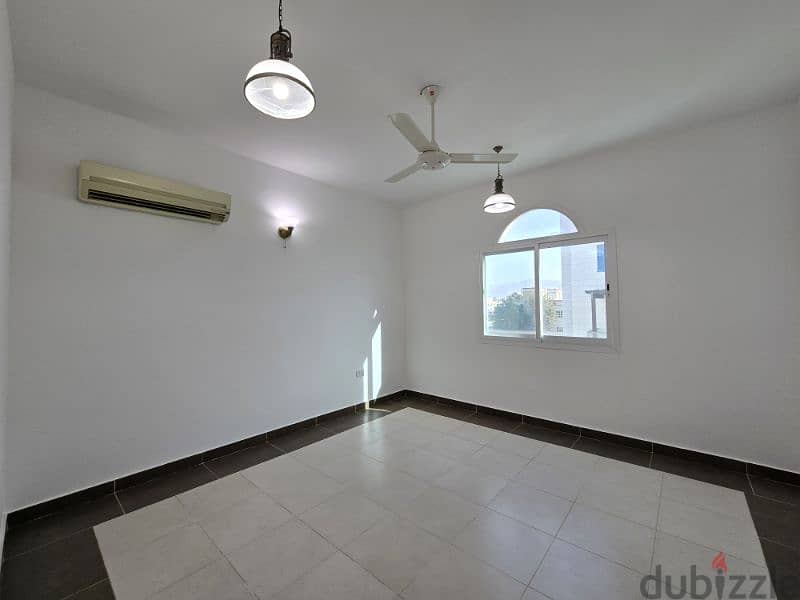 5 + 1 bhk At Azaibah 13