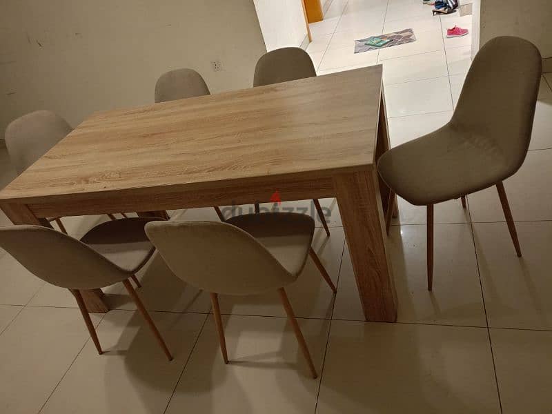 dining table with 6 chairs 1