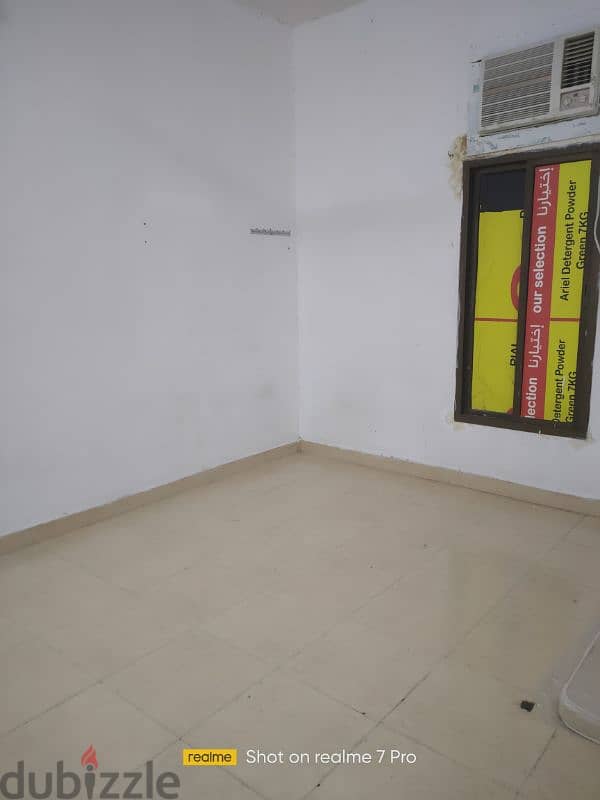 Room vacancy near Makkha hypermarket 0