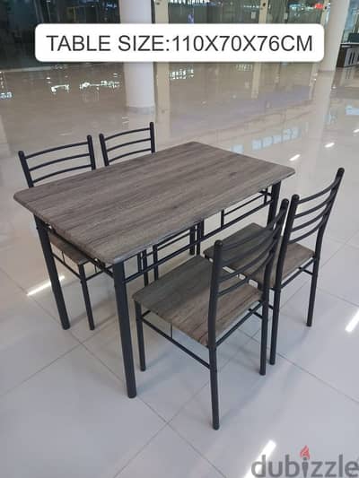 new Dining table available without delivery 38  rial