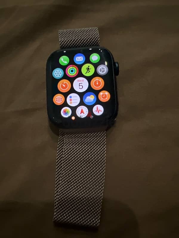 apple watch series 8 3