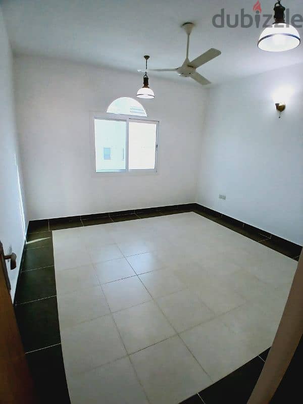 Azaiba villa for rent 5+1 14