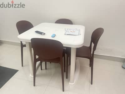 Strong Fibre Table & 4 plastic chairs for Sale