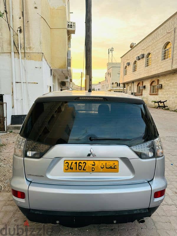 Mitsubishi Outlander 2012 0