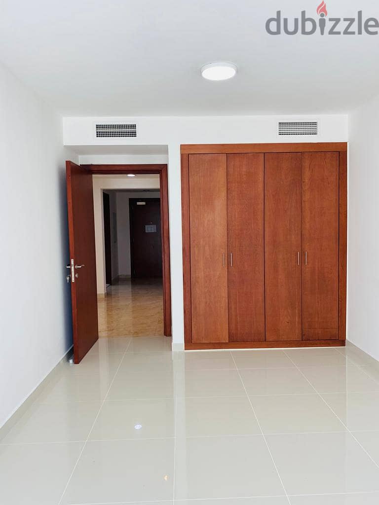 3 BHK Unfurnished apartment in Muscat Grand Mall degrg 7