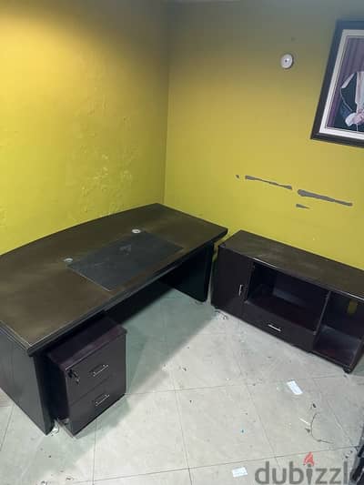 OFFICE TABLE AND CHAIR