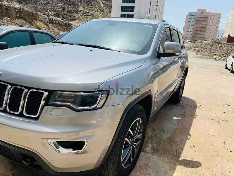 Jeep Grand Cherokee 2018 Laredo 0