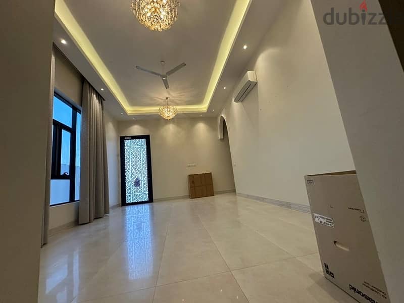 فيلا بالخوض7 خمس غرف وصالتين ‏ Villa for rent in Alkoudh 7 4