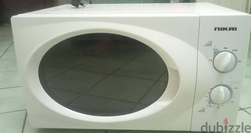 Sale Microwave oven for sale, expat leaving Oman 4