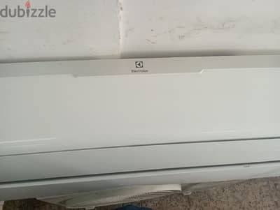 1.5ton AC good condition