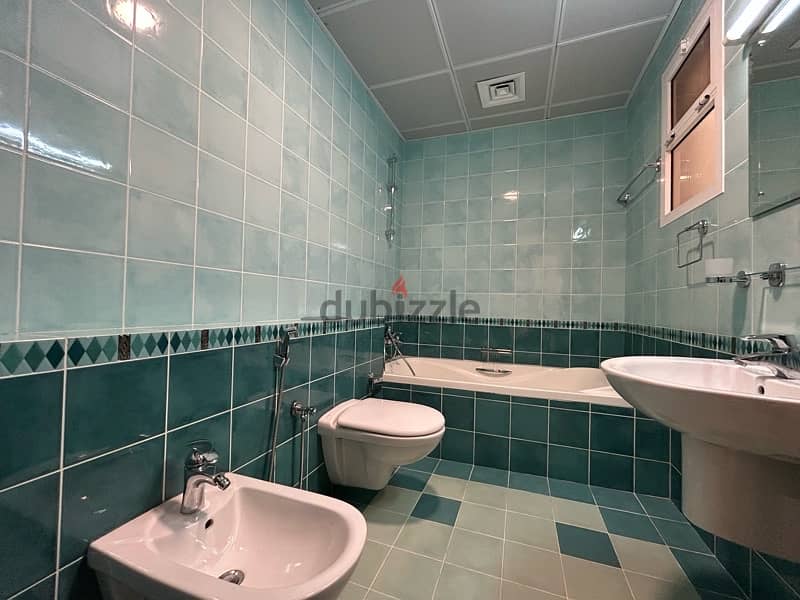 3BHK penthouse  for rent Qurm 9