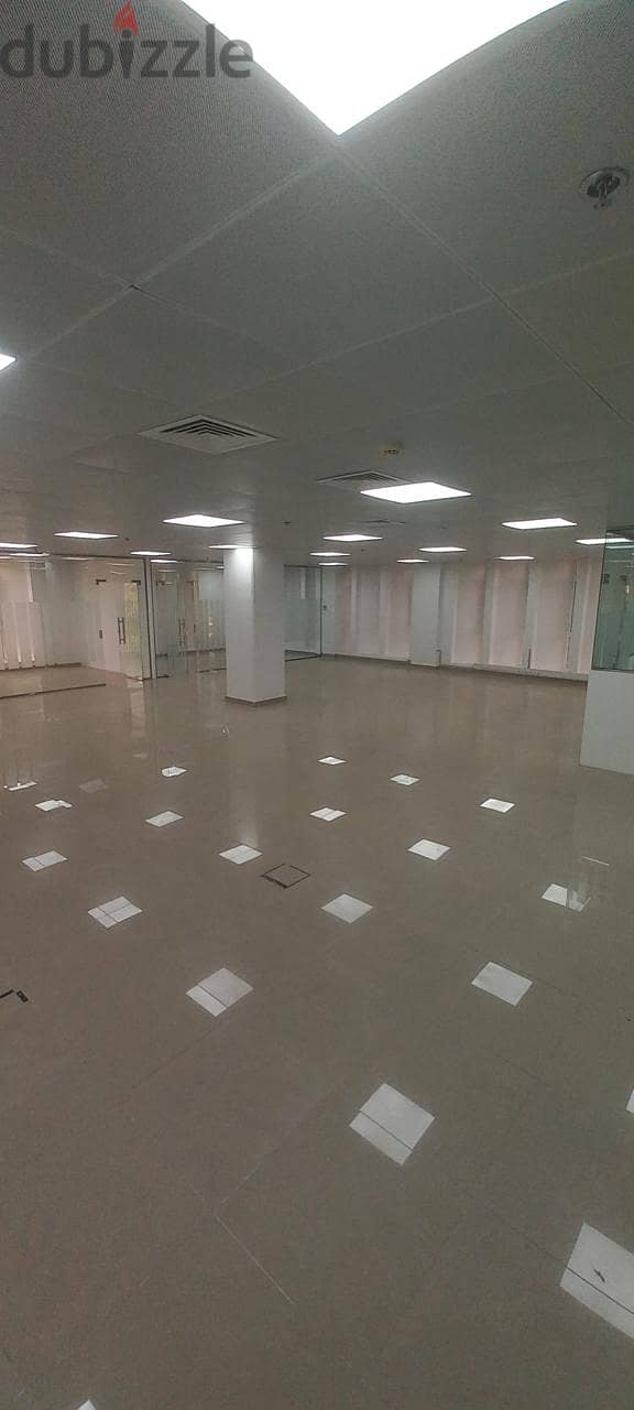 6Me1 Fabulous offices for rent in Qurum near Grand Hayat 4