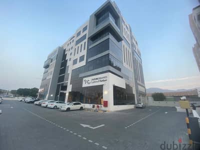 3Me10 Open space offices, perfect location in MQ