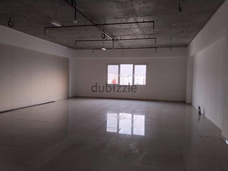 3Me10 Open space offices, perfect location in MQ 17