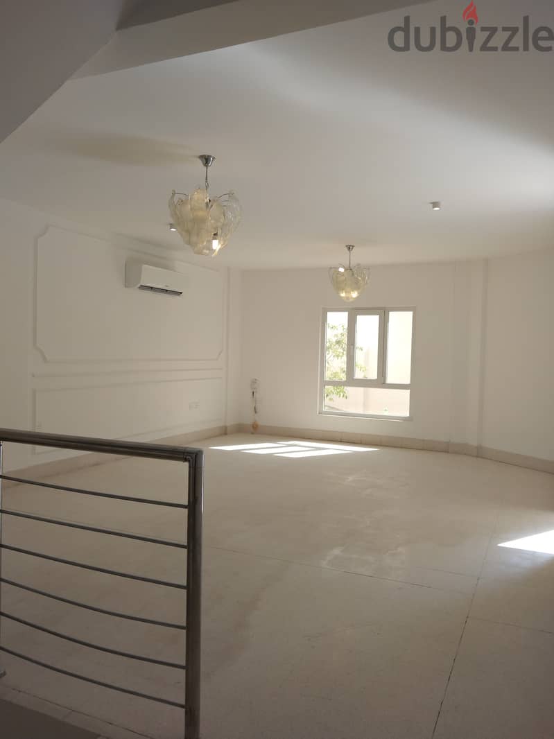 6Me7 3BHK Fanciful townhouse for rent located in Qurom 0