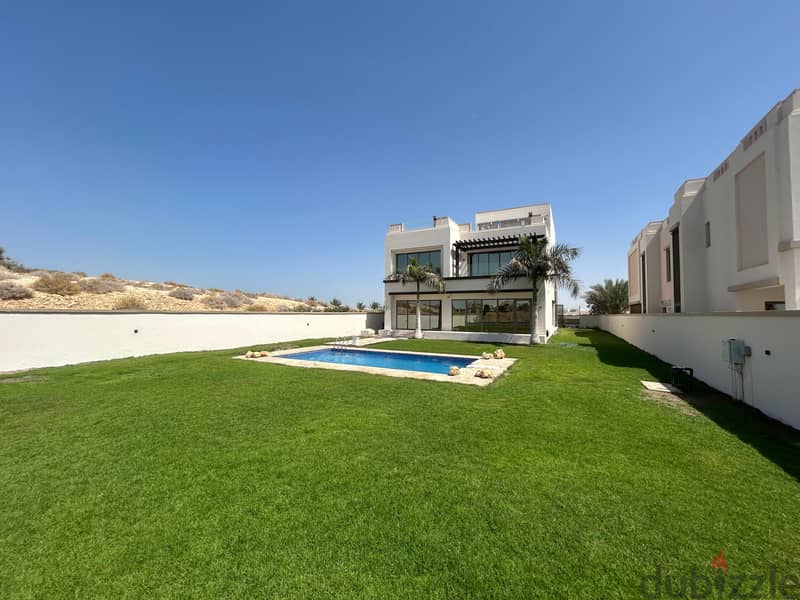 Luxury Five-Bedroom Villa in Muscat Hills with Private Pool 12