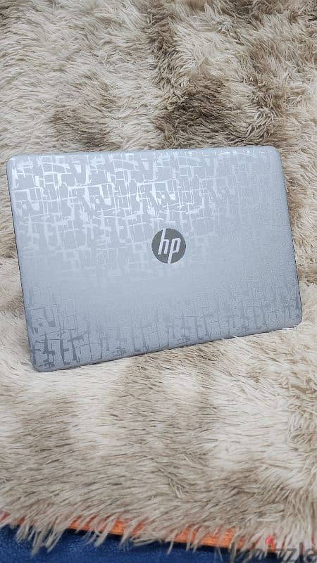 HP MT43 A8 8th genration Processor 8gb ram 256gb ssd Radeon graphics 4