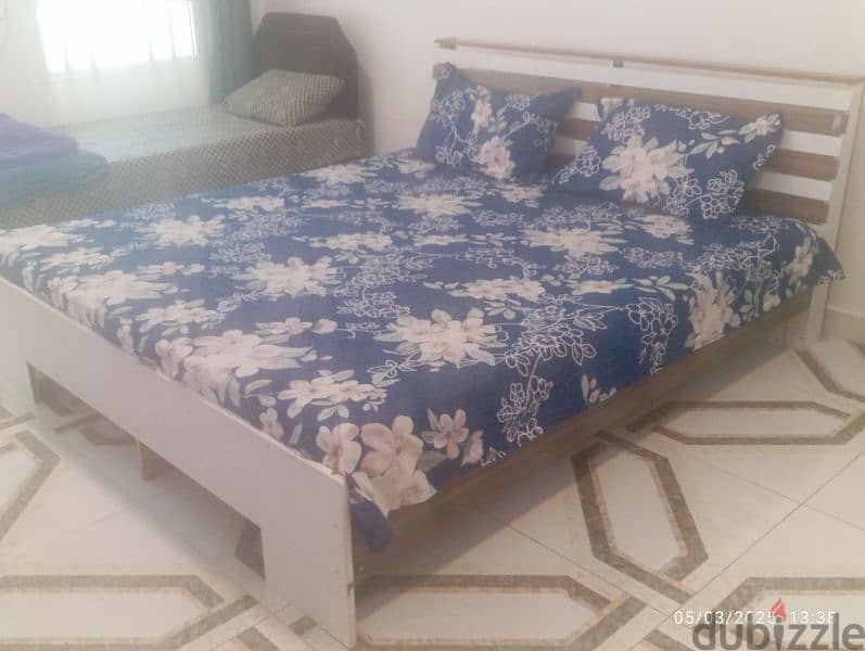 Double Bed Wooden 1