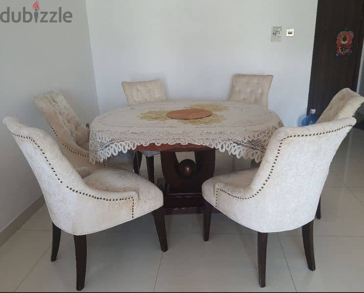 Wooden Dining table with 6 luxury chairs 0