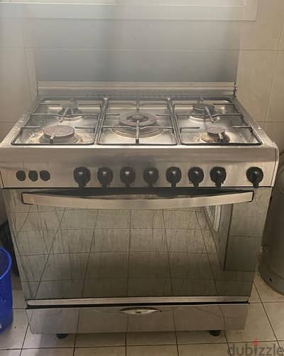 05 Burner Gas cooker