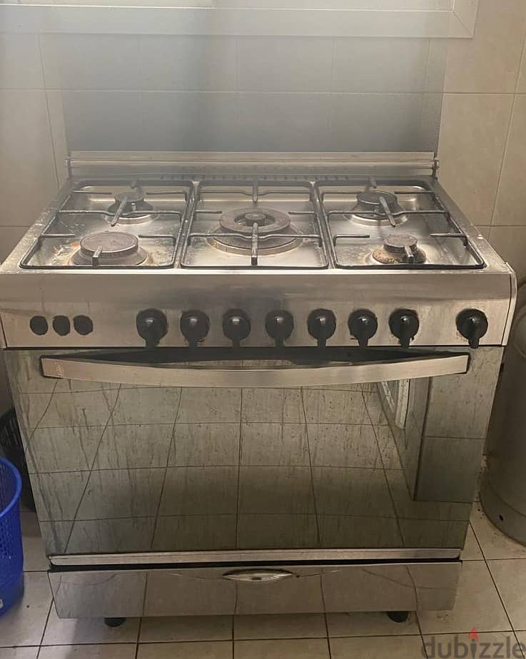 05 Burner Gas cooker 0