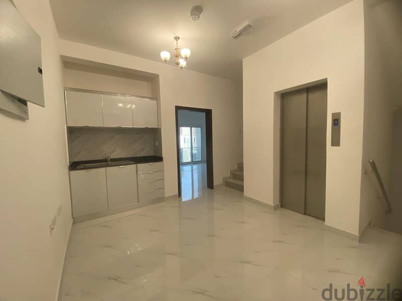 3Me36 Luxurious 4+1BHK Villa for rent in MQ 10