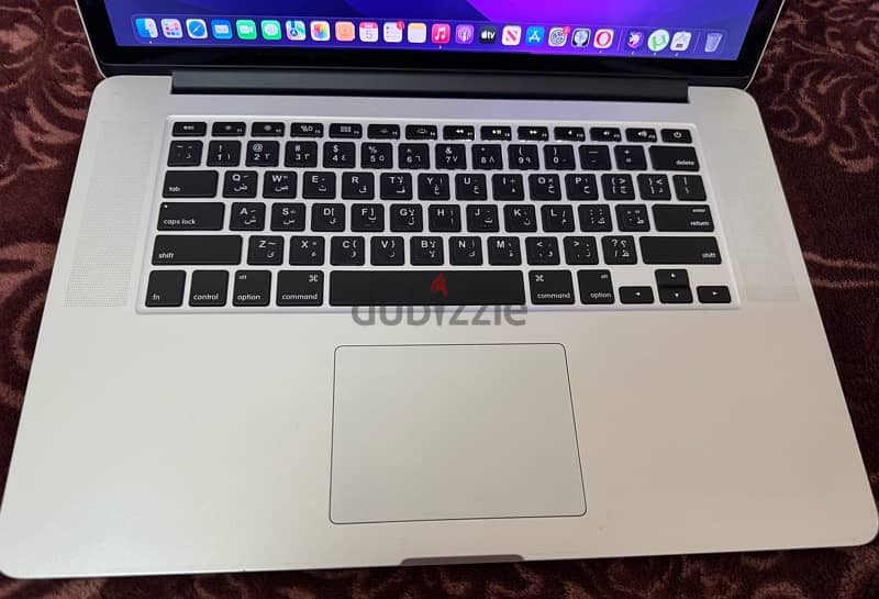 MacBook i7 Pro mid2015 15inchs 2