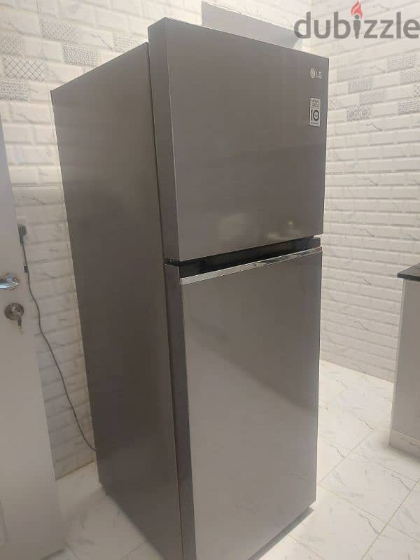 LG Fridge ثلاجة 1