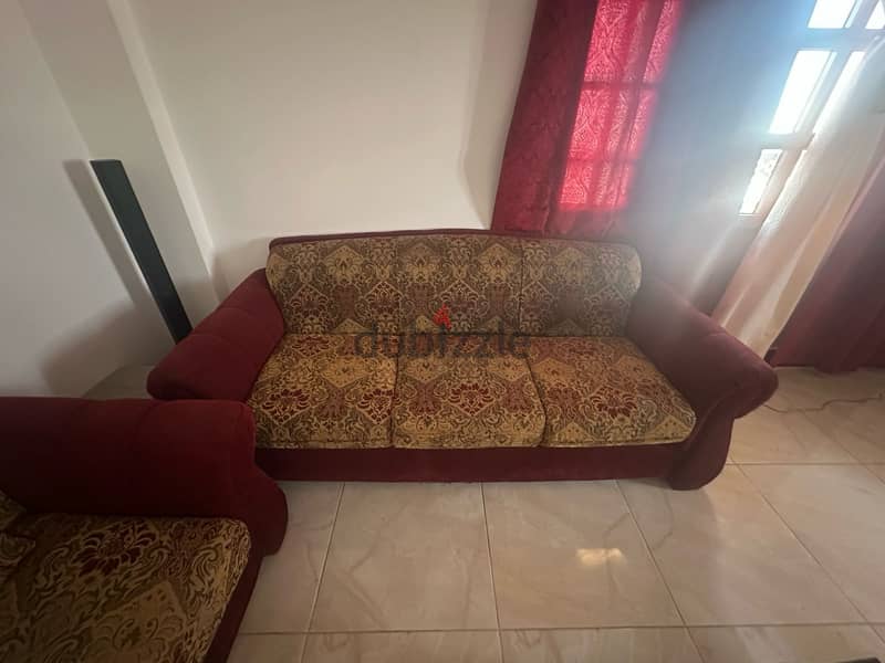 Used 5 seater sofa set 2