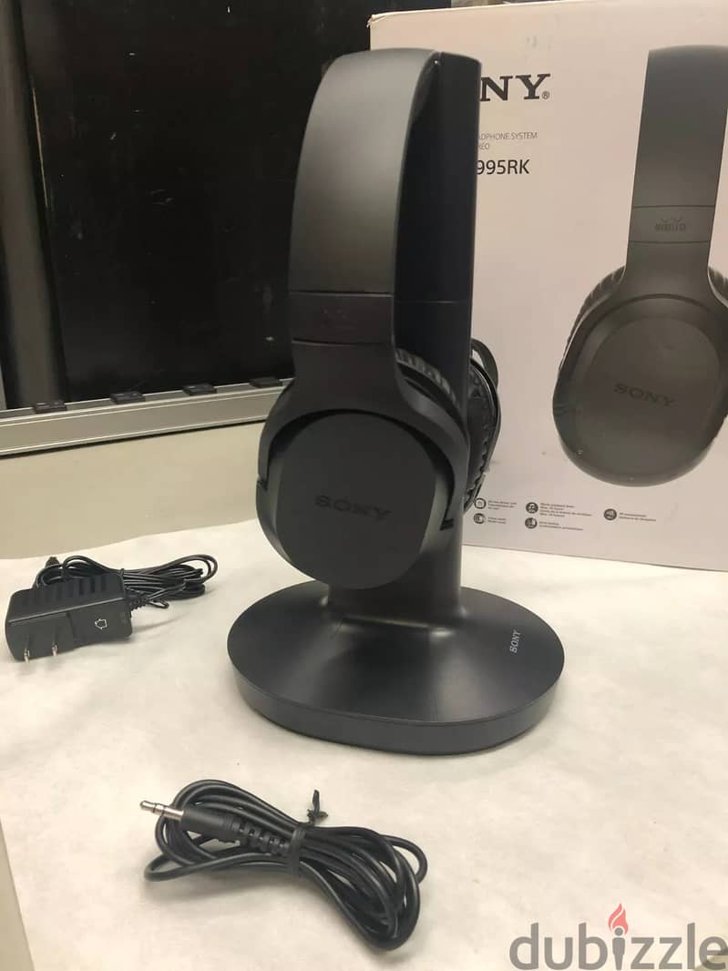 Premium SONY headphone for urgent sale 1