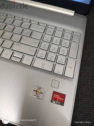 HP laptop AMD SILVER