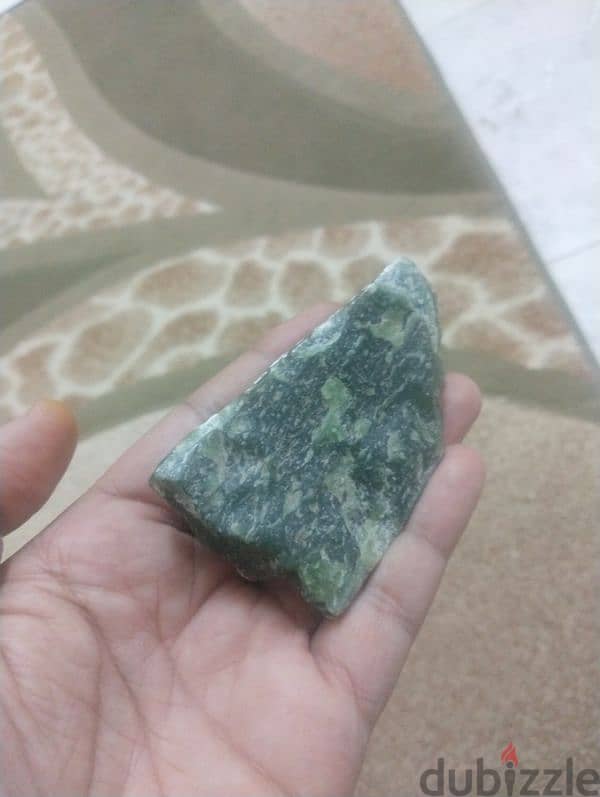 Gemstone Nephrite for sale ( Laboratory) 3