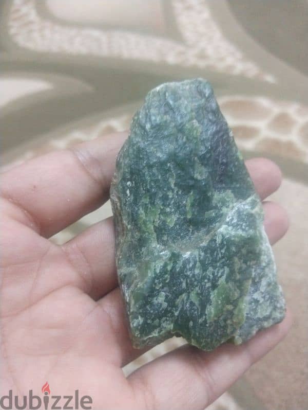 Gemstone Nephrite for sale ( Laboratory) 4