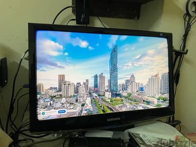 Samsung 21 inch Monitor