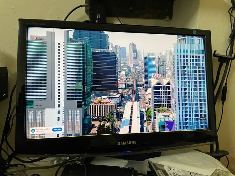 Samsung 21 inch Monitor 1