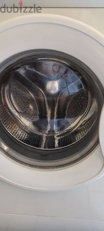 Midea Front loader Washing Machine 2