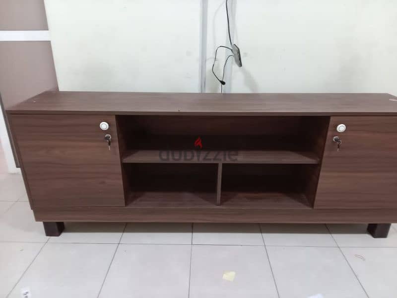 LCD stand home center Barnd available already 0