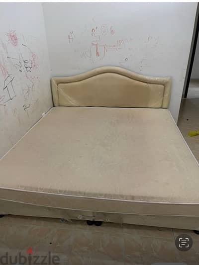 king size bed urgent selling and free big family cupboard